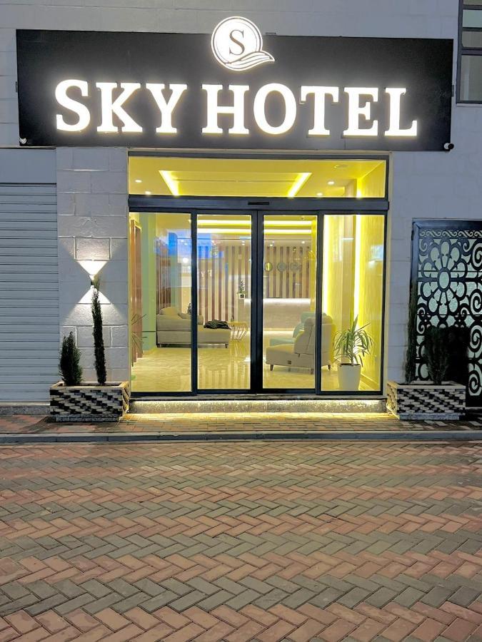 Sky Hotel Акаба Екстер'єр фото