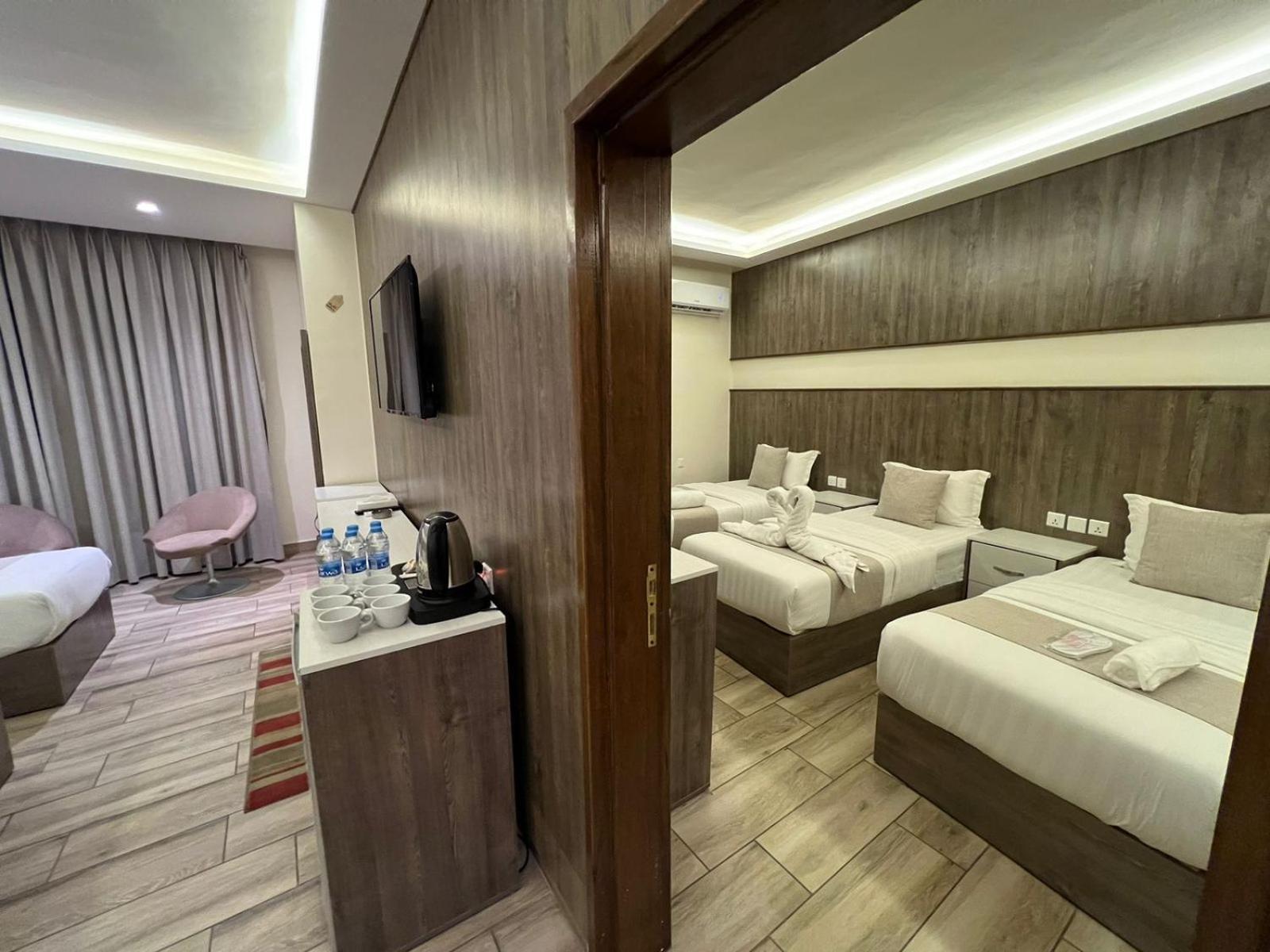 Sky Hotel Акаба Екстер'єр фото